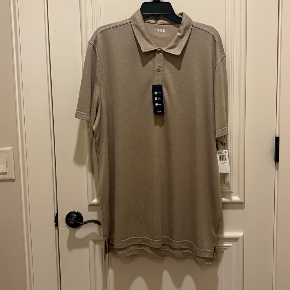 NWT Men’s IZOD Beige Button Up Short Sleeve Polo Shirt Size XL